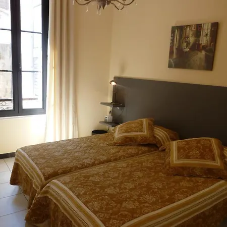 Sleeps 4 Air Con Wifi Apartament Cannes